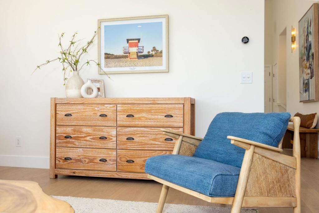 Image 28 of property listing at 525 5th Street, Montara, CA 94037