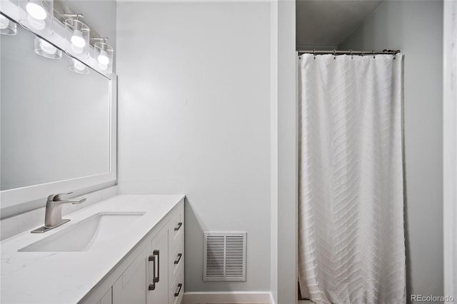 622 Paradise Lane, Colorado Springs, CO 80904