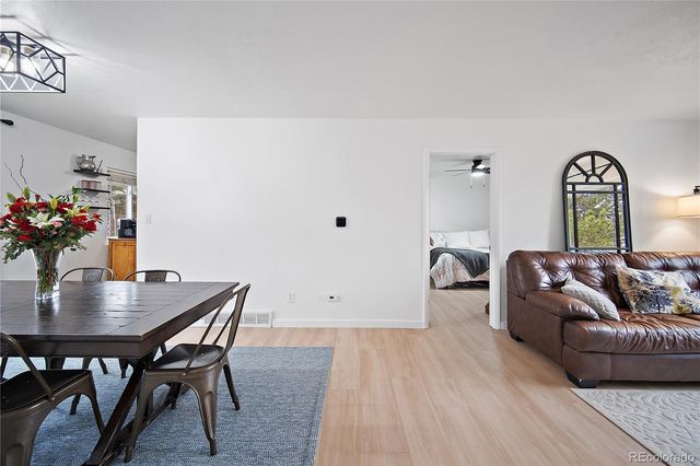 622 Paradise Lane, Colorado Springs, CO 80904