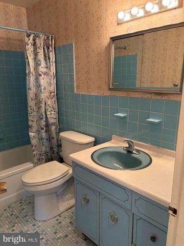 2608 WOOD RD, Secane, PA 19018