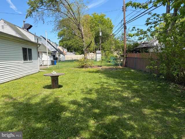 2608 WOOD RD, Secane, PA 19018