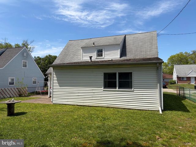 2608 WOOD RD, Secane, PA 19018