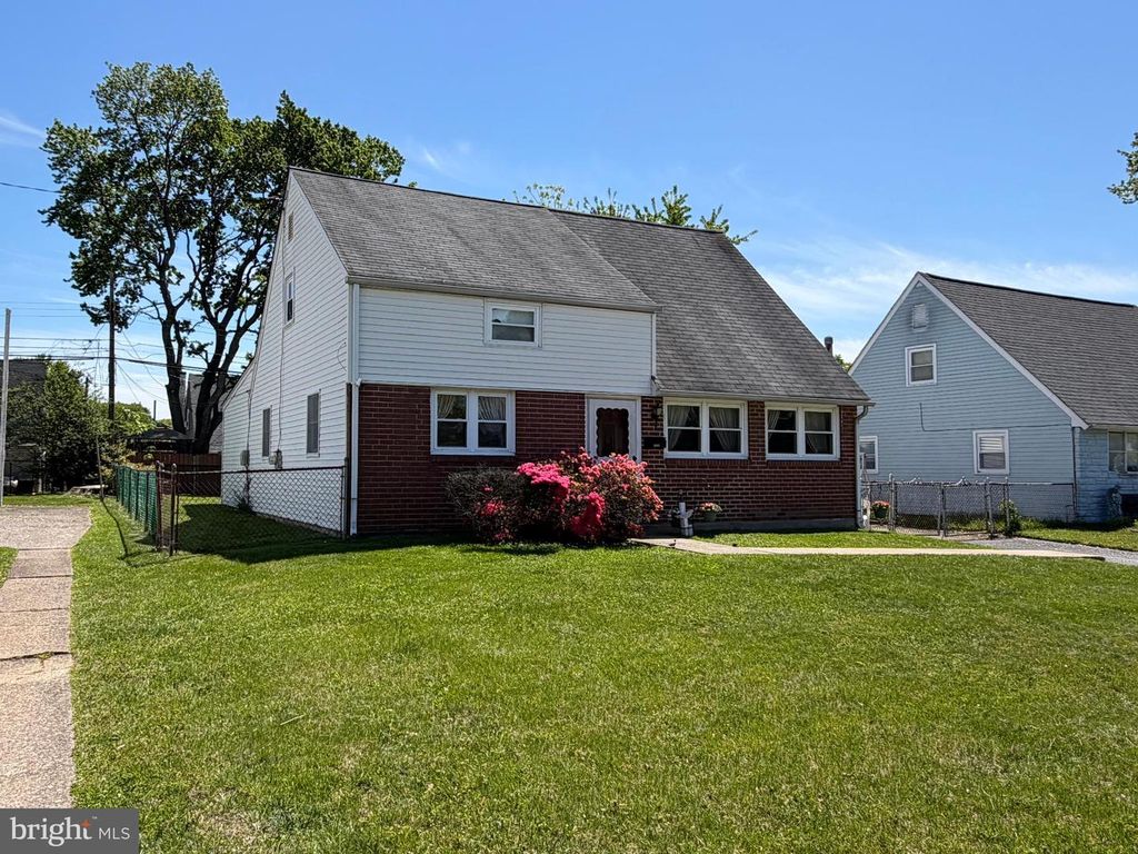 2608 WOOD RD, Secane, PA 19018