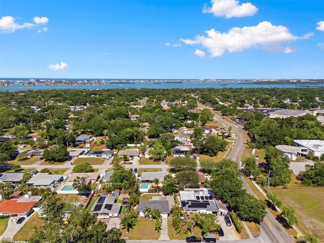 2150 76TH STREET N, St Petersburg, FL 33710