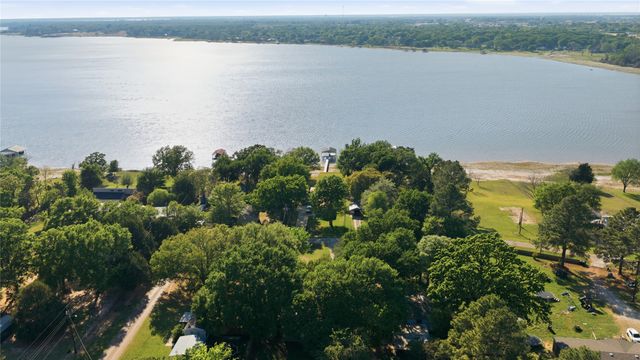 120 Prairie Drive, Mabank, TX 75156