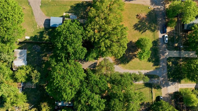 120 Prairie Drive, Mabank, TX 75156