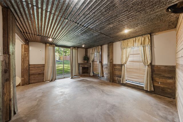 120 Prairie Drive, Mabank, TX 75156