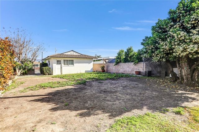 626 S Donna Beth, West Covina, CA 91791