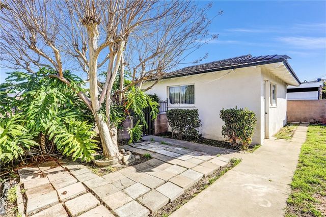 626 S Donna Beth, West Covina, CA 91791