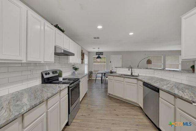 2410 Fayette Drive, New Braunfels, TX 78130