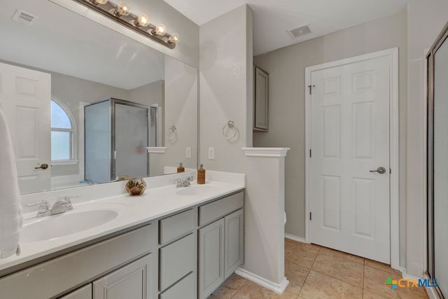 2410 Fayette Drive, New Braunfels, TX 78130