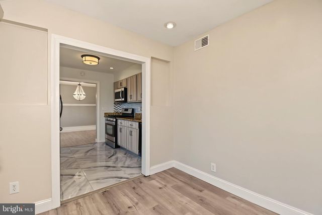 580 CARLISLE DR, Morrisville, PA 19067