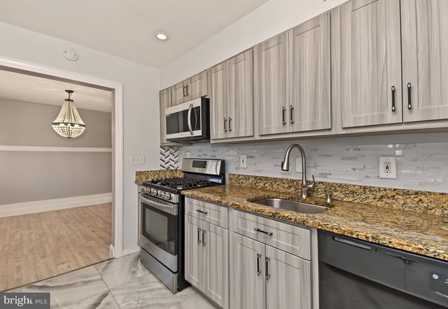 580 CARLISLE DR, Morrisville, PA 19067