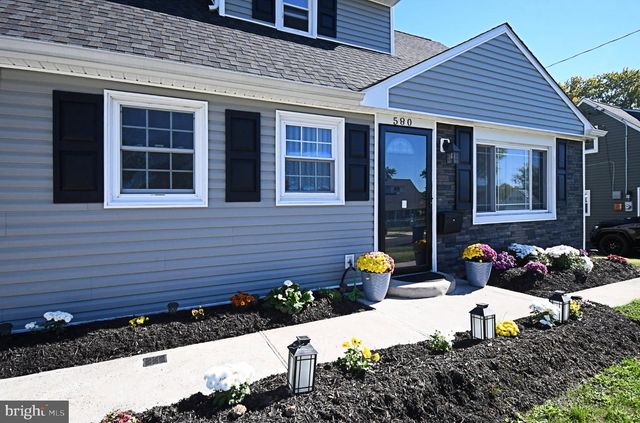 580 CARLISLE DR, Morrisville, PA 19067