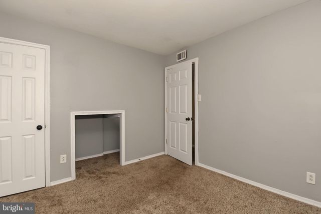 580 CARLISLE DR, Morrisville, PA 19067
