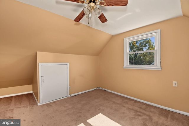 580 CARLISLE DR, Morrisville, PA 19067