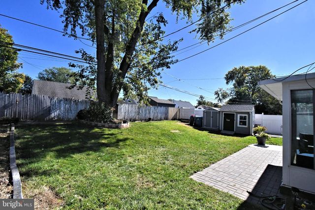 580 CARLISLE DR, Morrisville, PA 19067