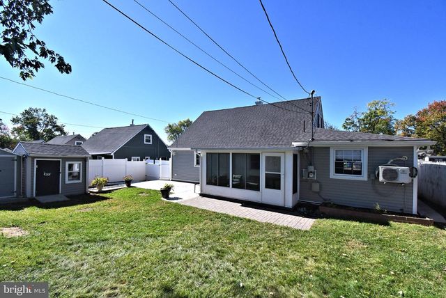 580 CARLISLE DR, Morrisville, PA 19067