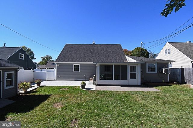 580 CARLISLE DR, Morrisville, PA 19067