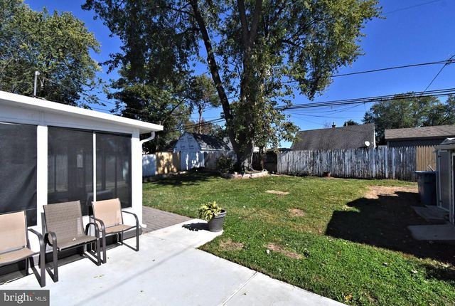 580 CARLISLE DR, Morrisville, PA 19067