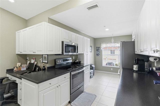 7532 MARSH ORCHID CIRCLE 201, Bradenton, FL 34203