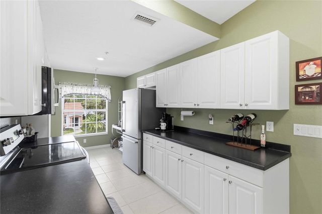 7532 MARSH ORCHID CIRCLE 201, Bradenton, FL 34203
