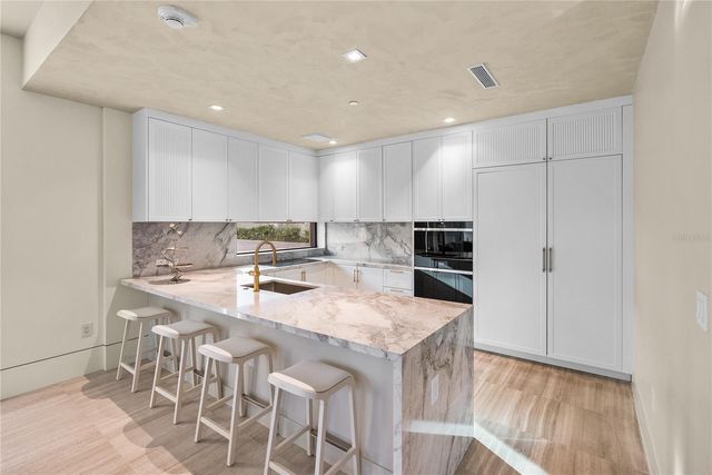 3020 W SANTIAGO STREET 1, Tampa, FL 33629