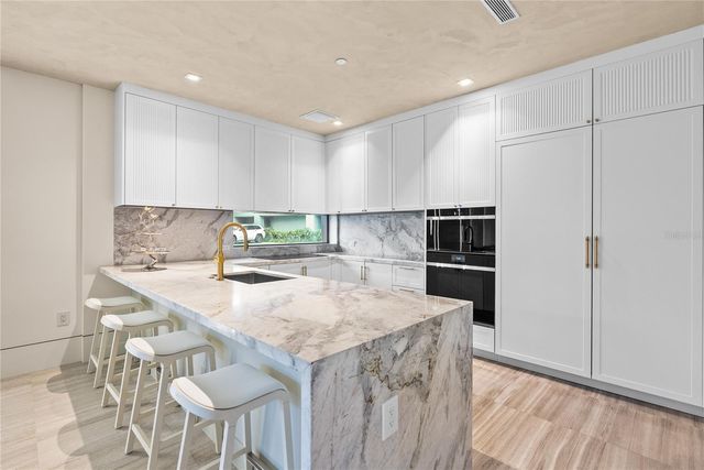3020 W SANTIAGO STREET 1, Tampa, FL 33629