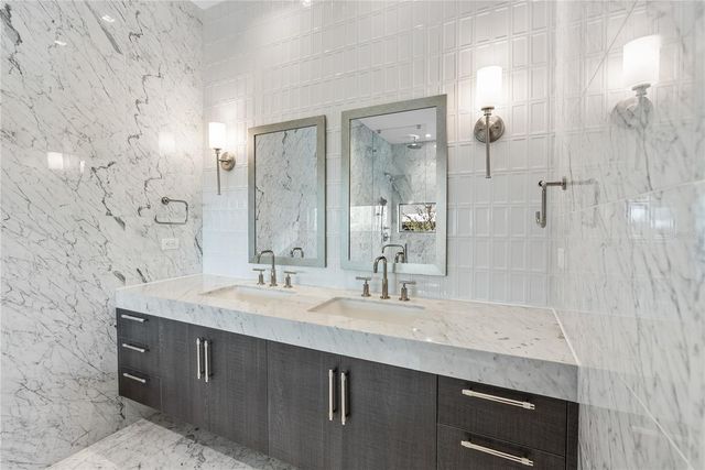 3020 W SANTIAGO STREET 1, Tampa, FL 33629