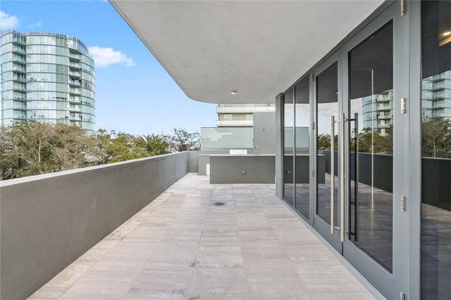 3020 W SANTIAGO STREET 1, Tampa, FL 33629