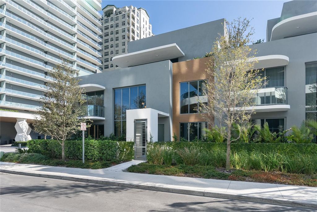 3020 W SANTIAGO STREET 1, Tampa, FL 33629