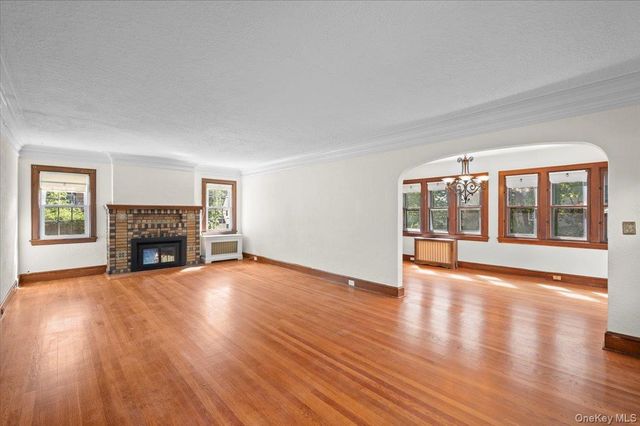 98 Rosehill Avenue, New Rochelle, NY 10804