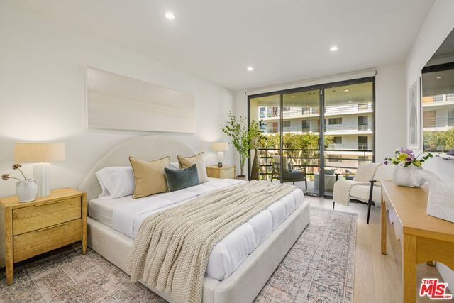 2940 Neilson Way 305, Santa Monica, CA 90405