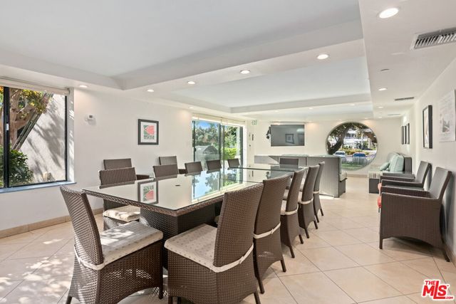 2940 Neilson Way 305, Santa Monica, CA 90405