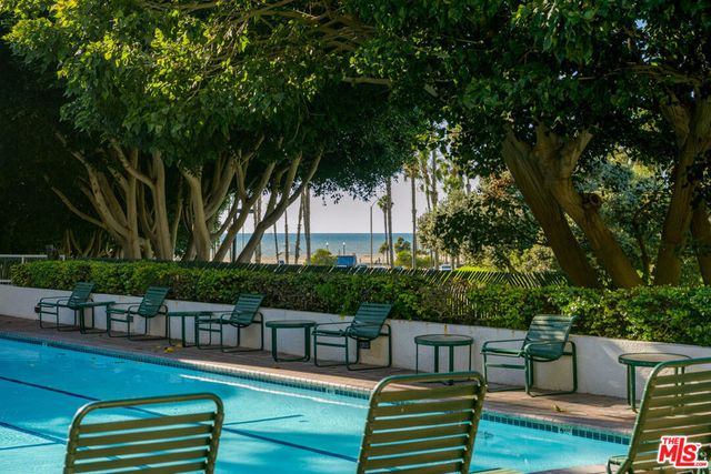 2940 Neilson Way 305, Santa Monica, CA 90405