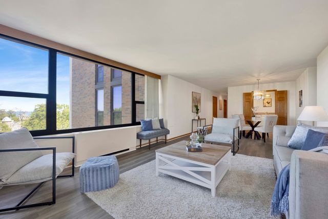 1850 N CLARK Street 703, Chicago, IL 60614