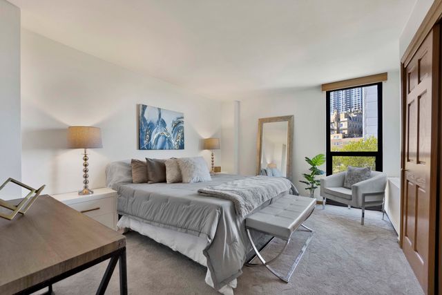 1850 N CLARK Street 703, Chicago, IL 60614