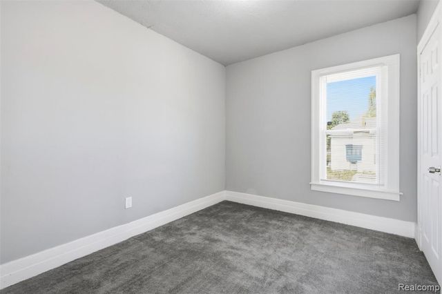 3010 Montclair Street, Detroit, MI 48214