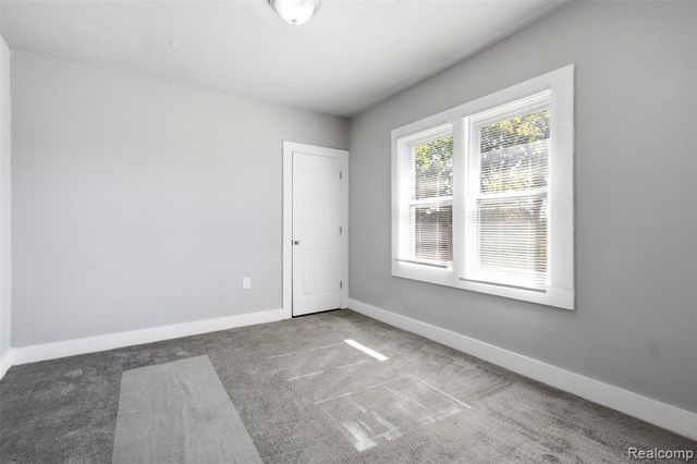 3010 Montclair Street, Detroit, MI 48214