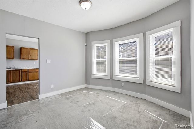 3010 Montclair Street, Detroit, MI 48214
