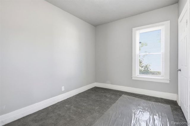 3010 Montclair Street, Detroit, MI 48214