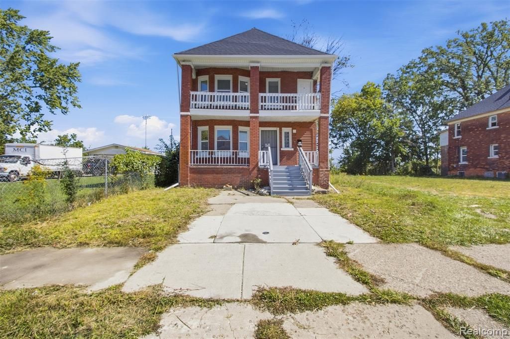 3010 Montclair Street, Detroit, MI 48214