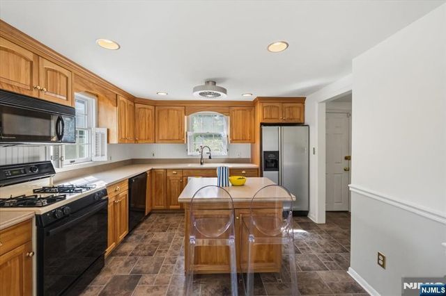 38 Maple Avenue, Westwood, NJ 07675