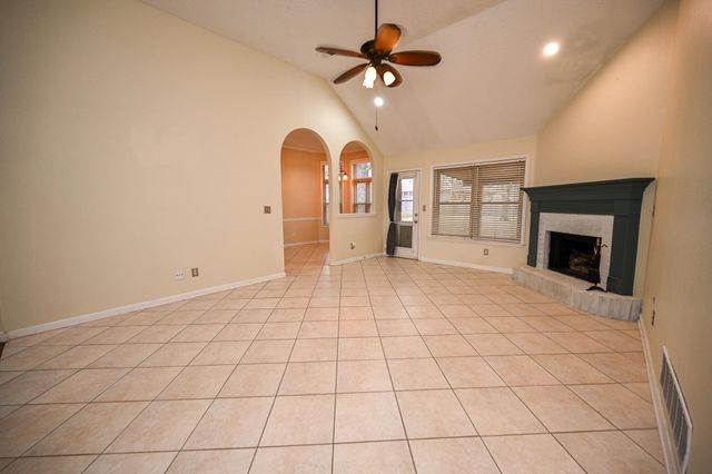 6813 BRAYBOURNE MAIN DR, Olive Branch, MS 38654