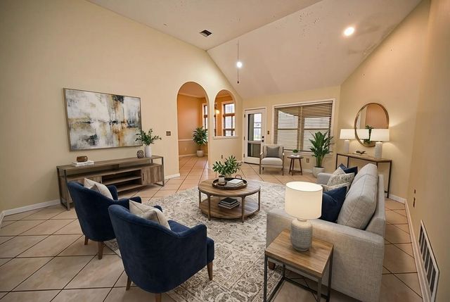 6813 BRAYBOURNE MAIN DR, Olive Branch, MS 38654