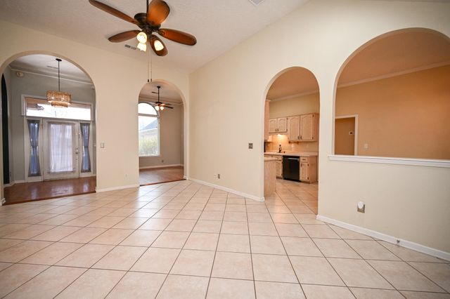 6813 BRAYBOURNE MAIN DR, Olive Branch, MS 38654