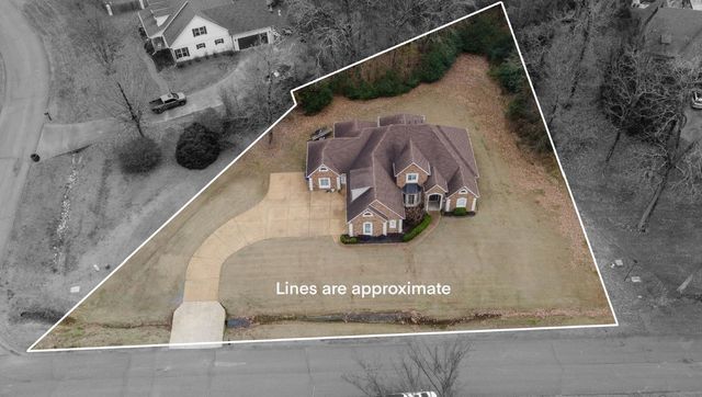 6813 BRAYBOURNE MAIN DR, Olive Branch, MS 38654