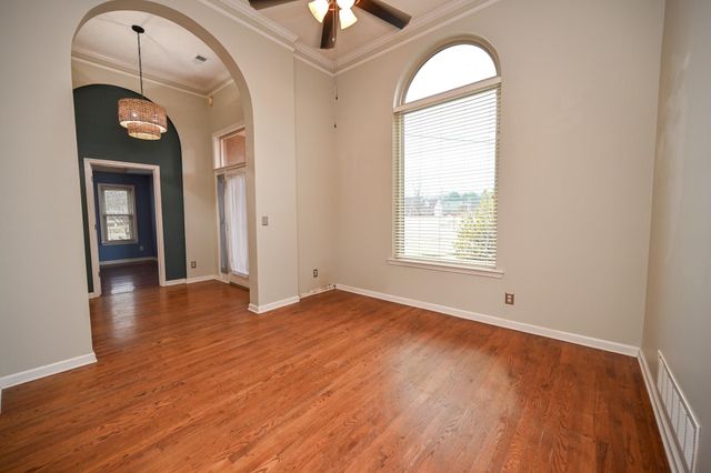 6813 BRAYBOURNE MAIN DR, Olive Branch, MS 38654