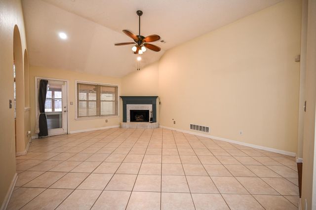 6813 BRAYBOURNE MAIN DR, Olive Branch, MS 38654