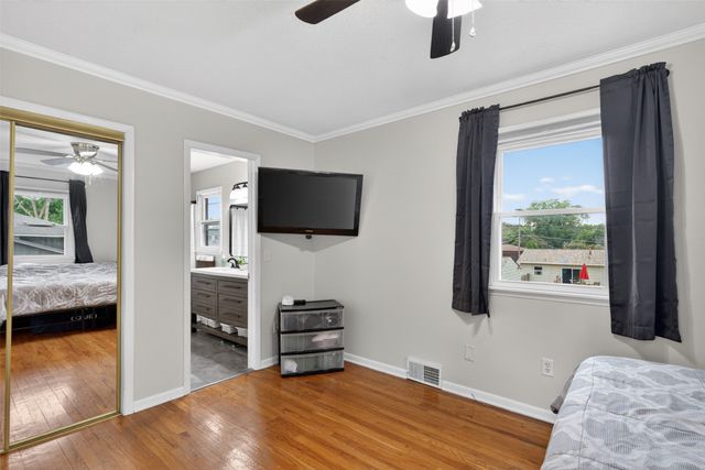 6672 NW 4th Court, Des Moines, IA 50313